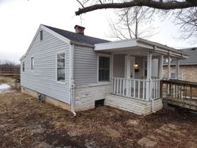 427 S Newton Ave - Photo 1 of 1