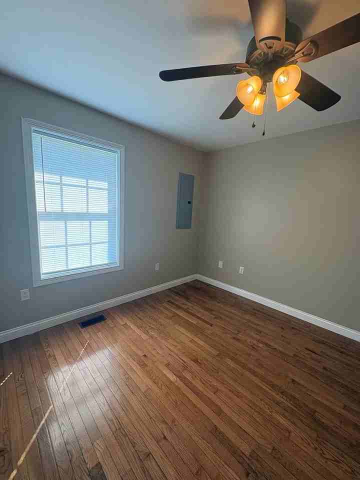 132 Madison Spgs - Photo 7 of 9