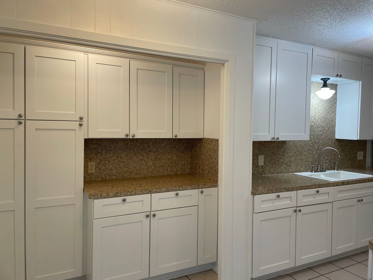 5025 Loch Lomond Dr - Photo 7 of 32