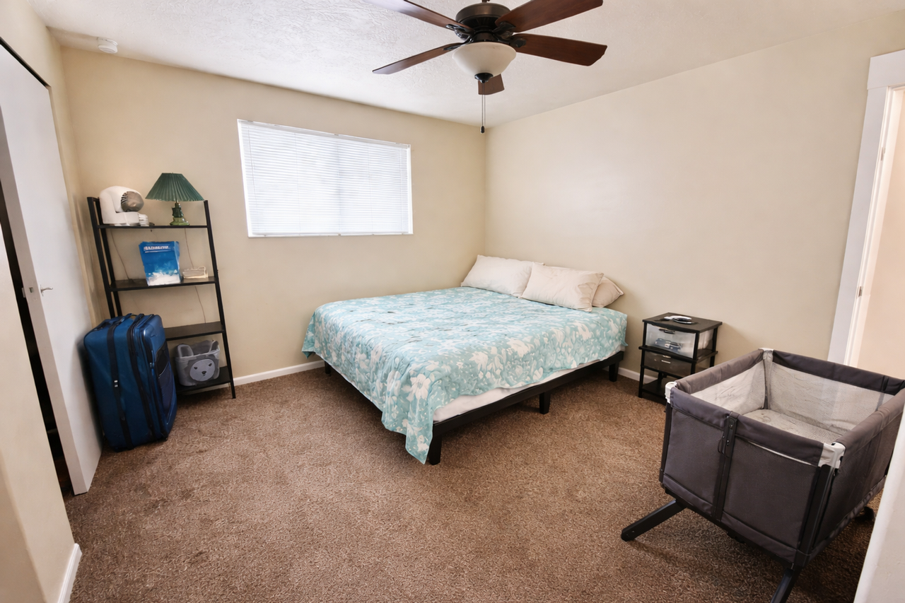 1711 W 1300 N - Photo 4 of 9