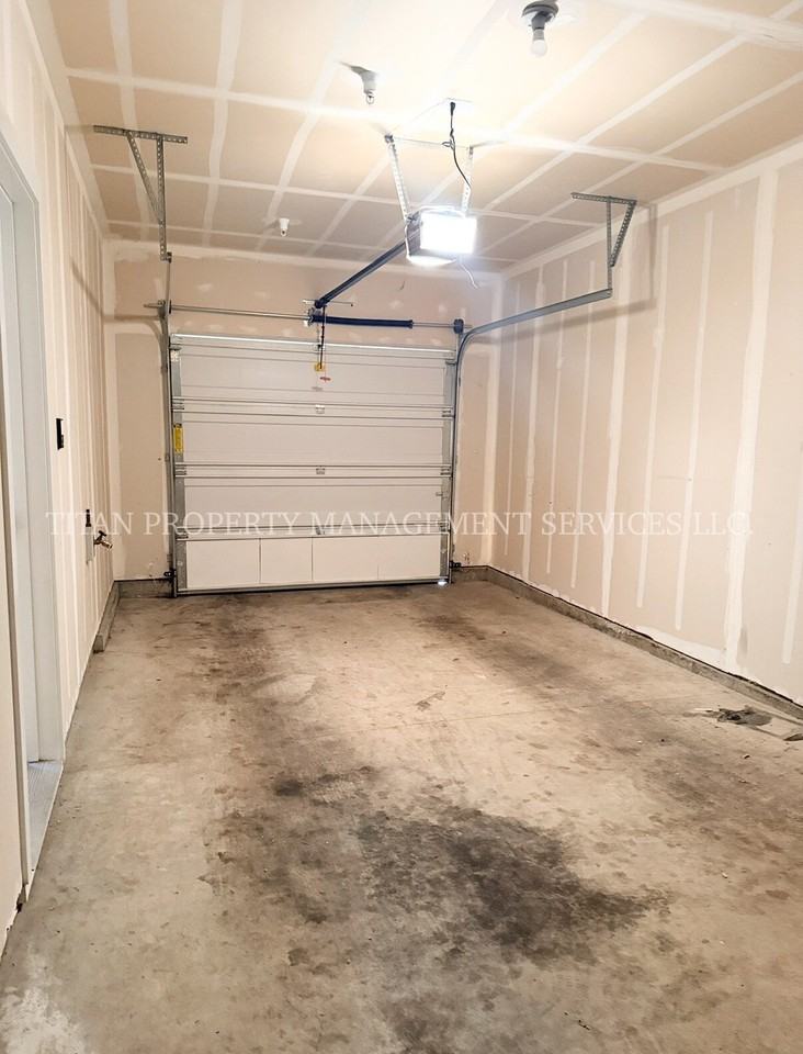 10871 Sw Canterbury Ln - Photo 5 of 32