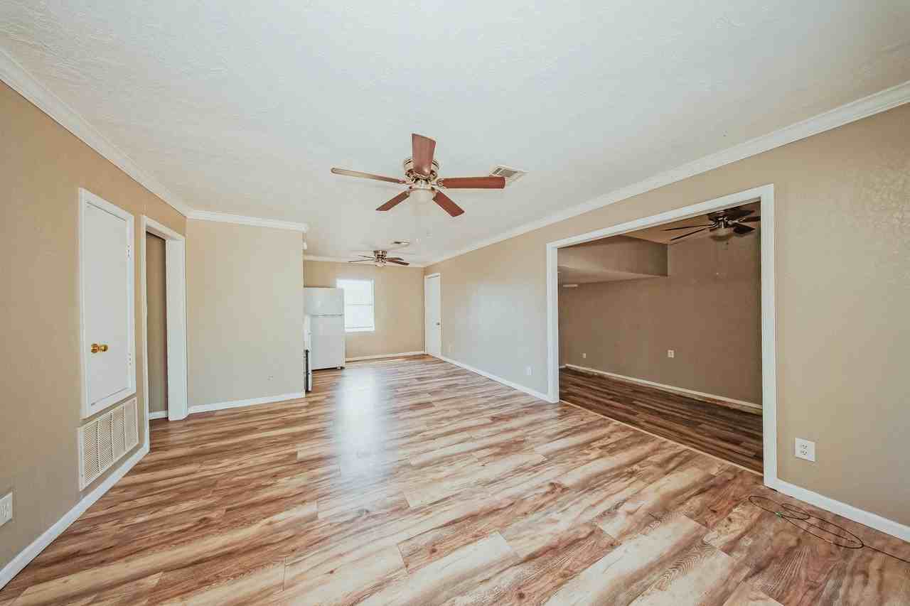 2610 Nw Lindy Ave - Photo 5 of 49