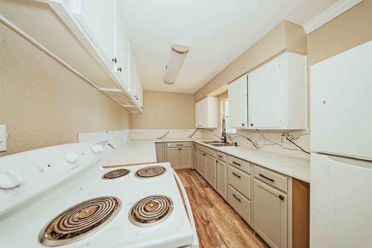 2610 Nw Lindy Ave - Photo 7 of 49