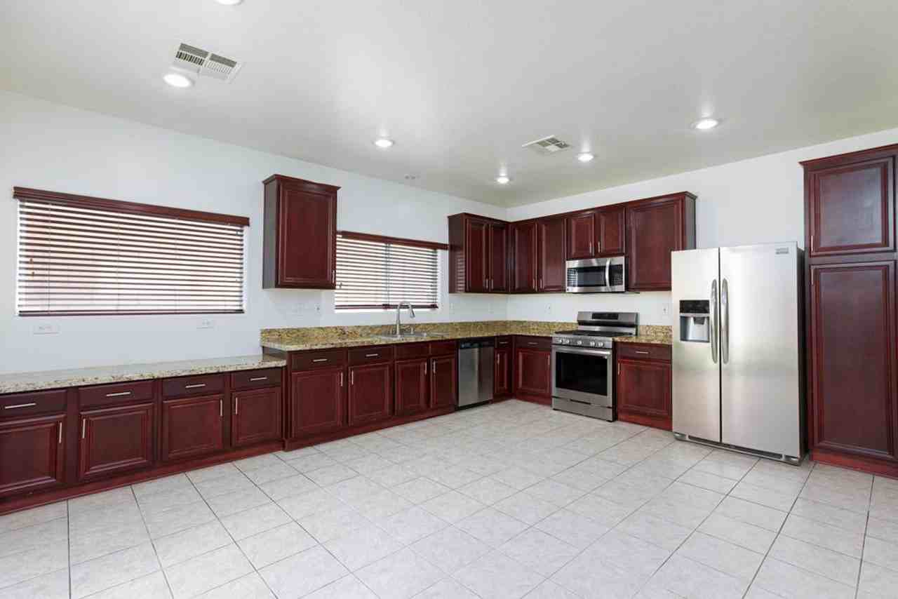 67 Jewel Mine Ave - Photo 7 of 20