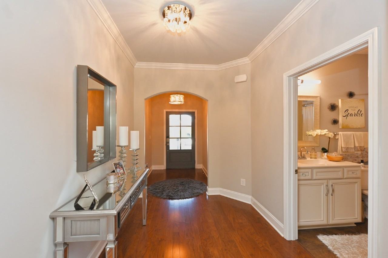 2103 Albatross Way - Photo 4 of 32