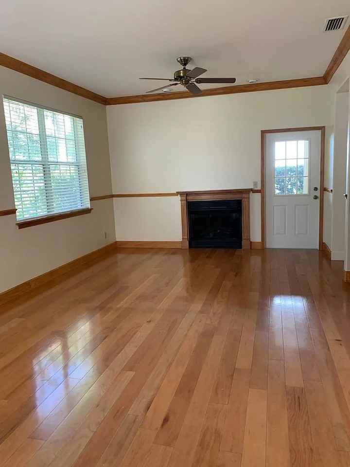 760 Wintergreen Ln - Photo 4 of 18