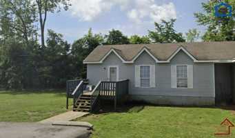 featured image of 166 Dogwood Pointe Dr #1