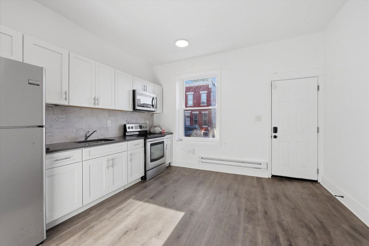 2806 Boudinot St - Photo 2 of 13