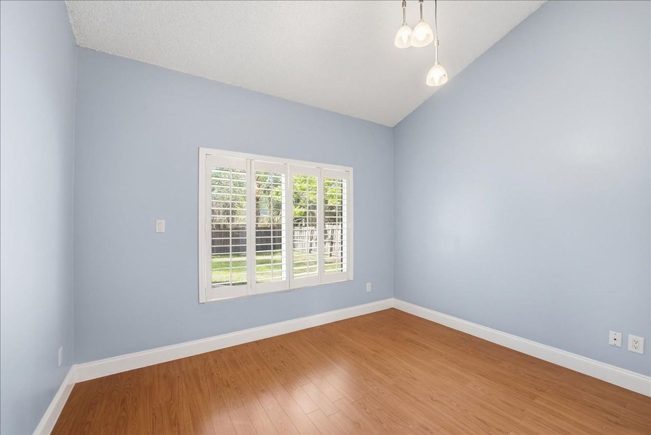 8531 Weeping Willow Way - Photo 3 of 17