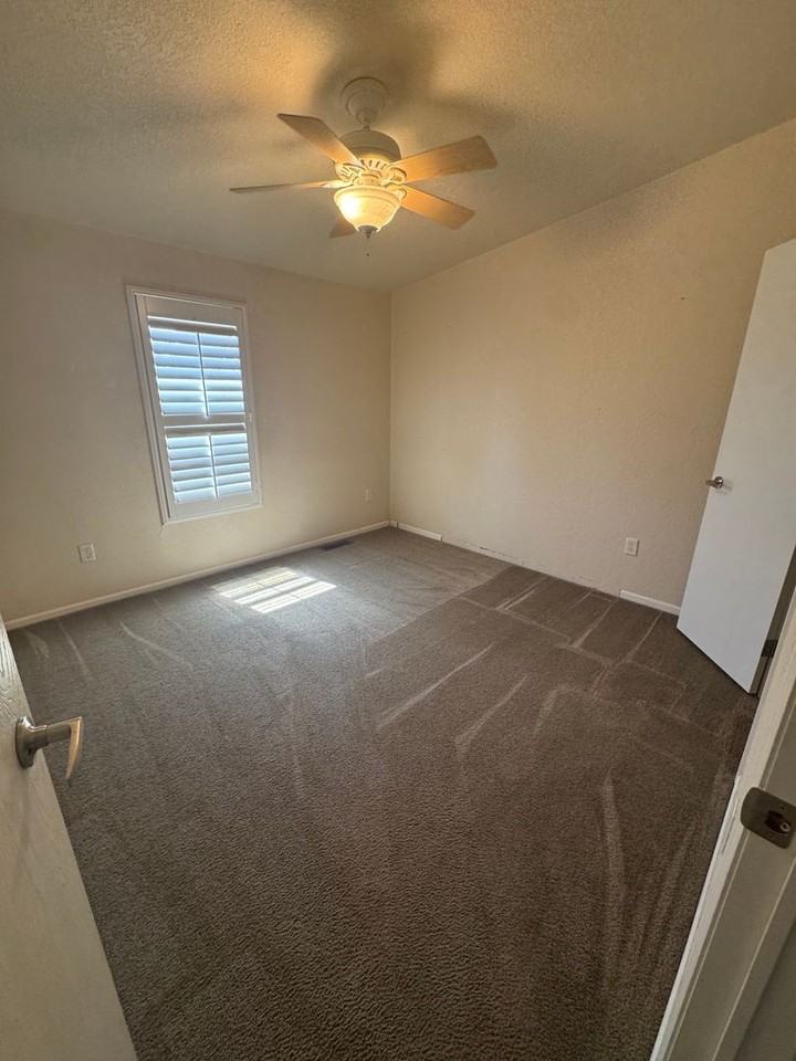 7740 White Crane Rd - Photo 7 of 25