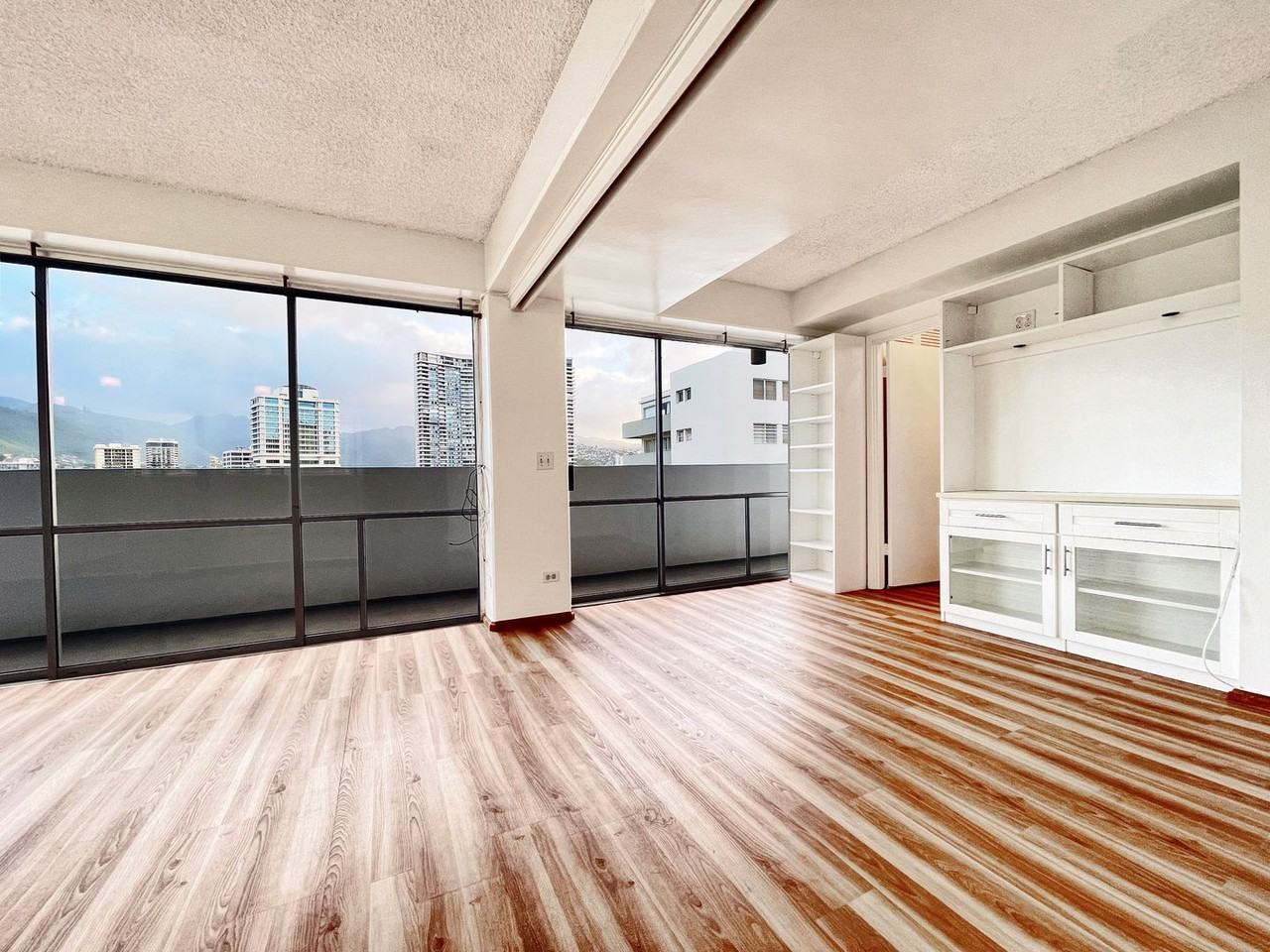 439 Keoniana St #801 - Photo 5 of 14