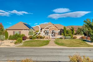 featured image of 15020 Redmond Loop