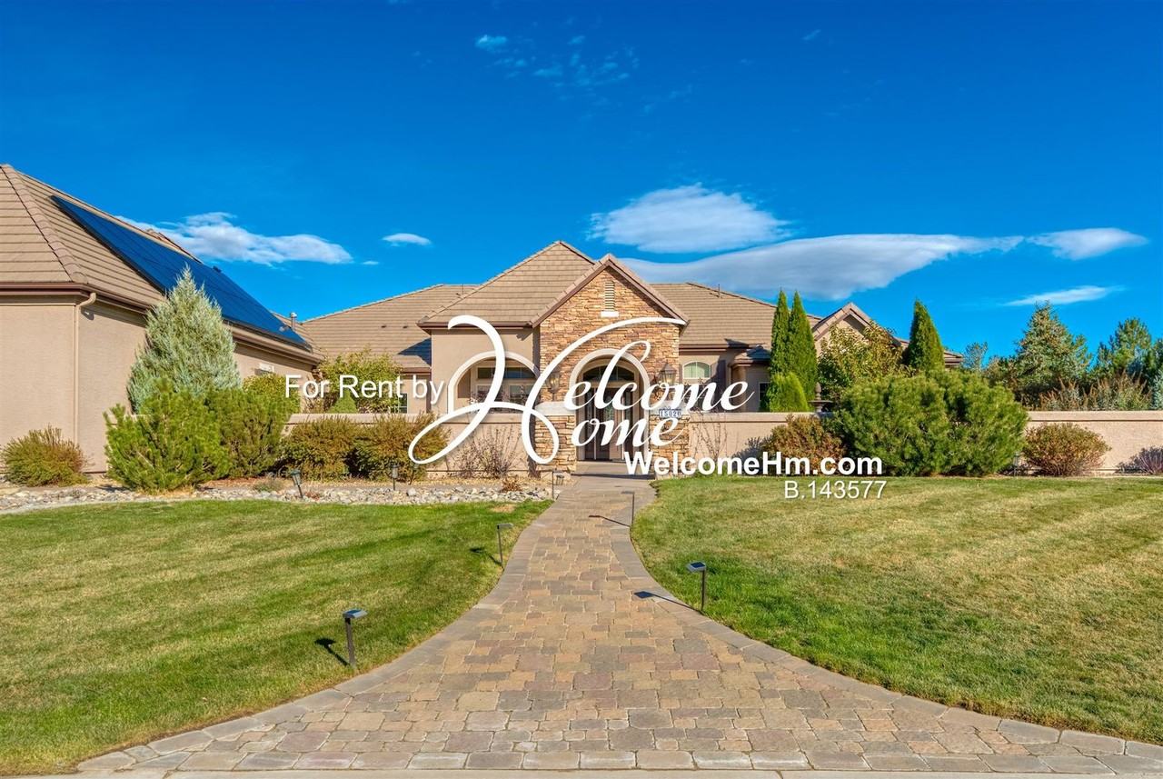 15020 Redmond Loop - Photo 2 of 50