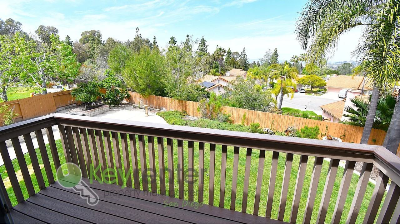 5030 Sunrose Ct - Photo 3 of 31