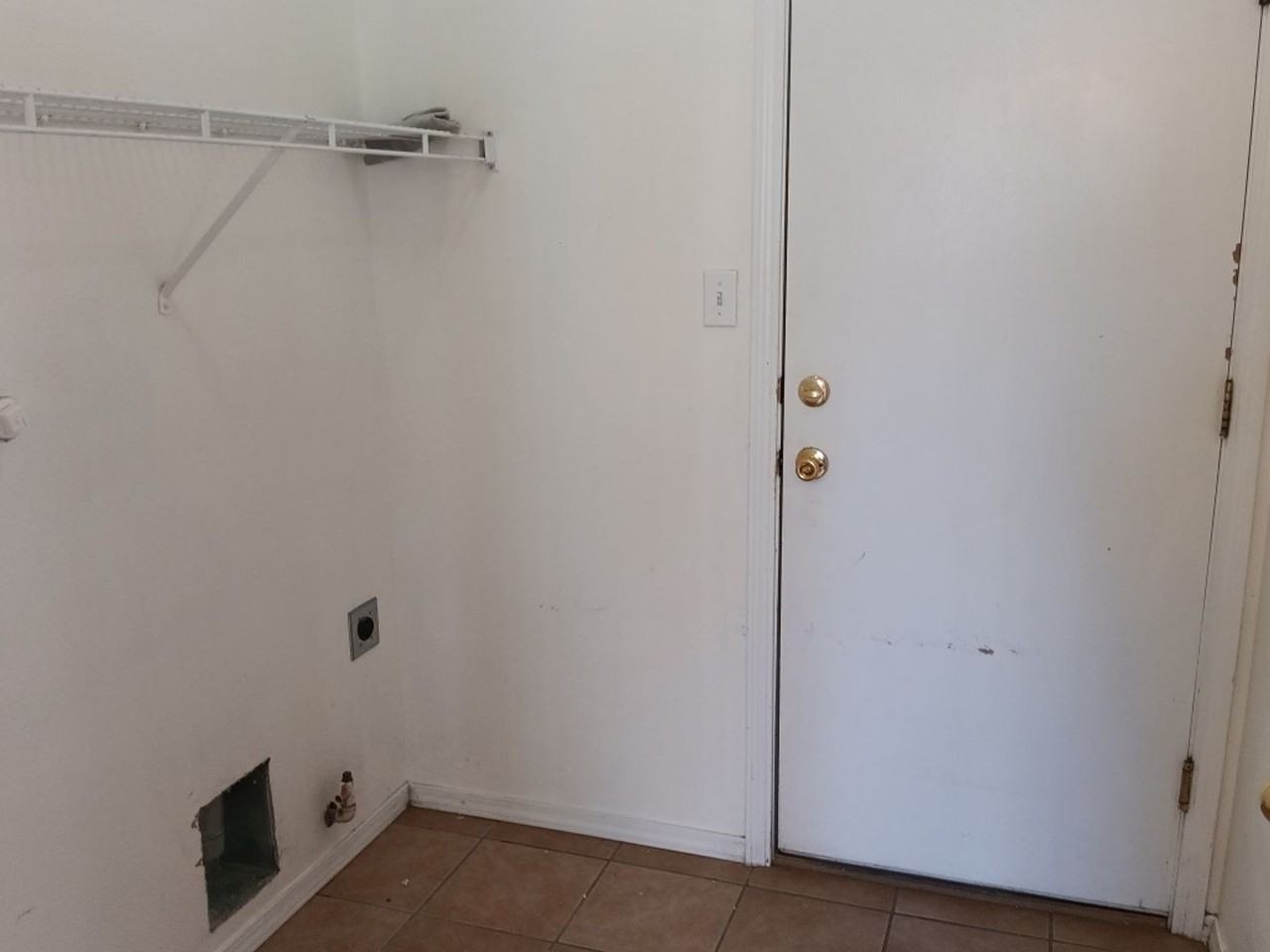 9316 Upper Meadow Ave Sw - Photo 7 of 18