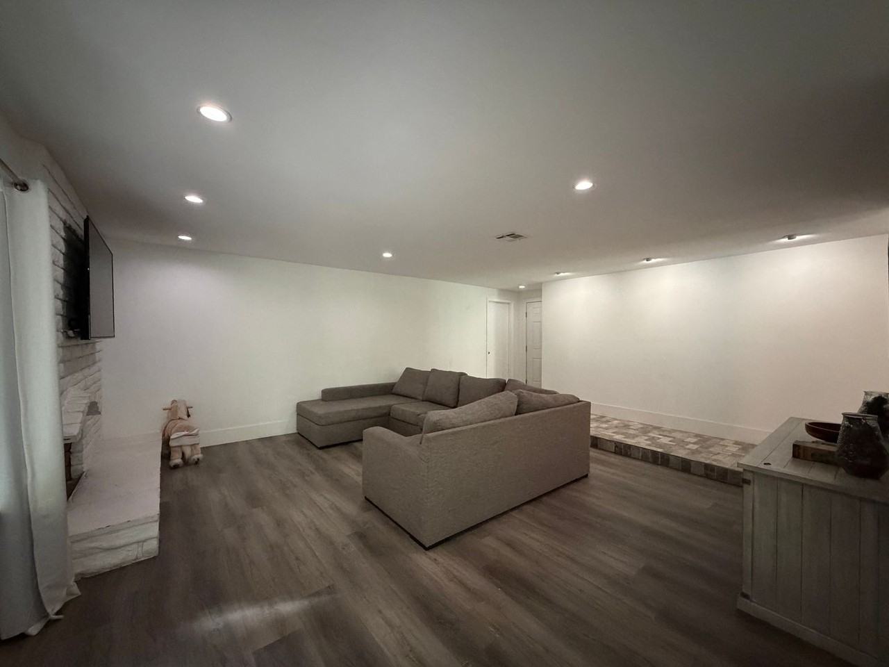 3668 28th St - Photo 4 of 21