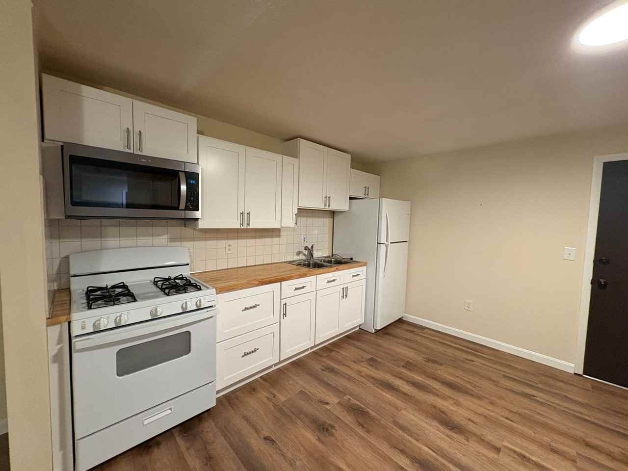 81 Fisherville Road - Photo 2 of 14