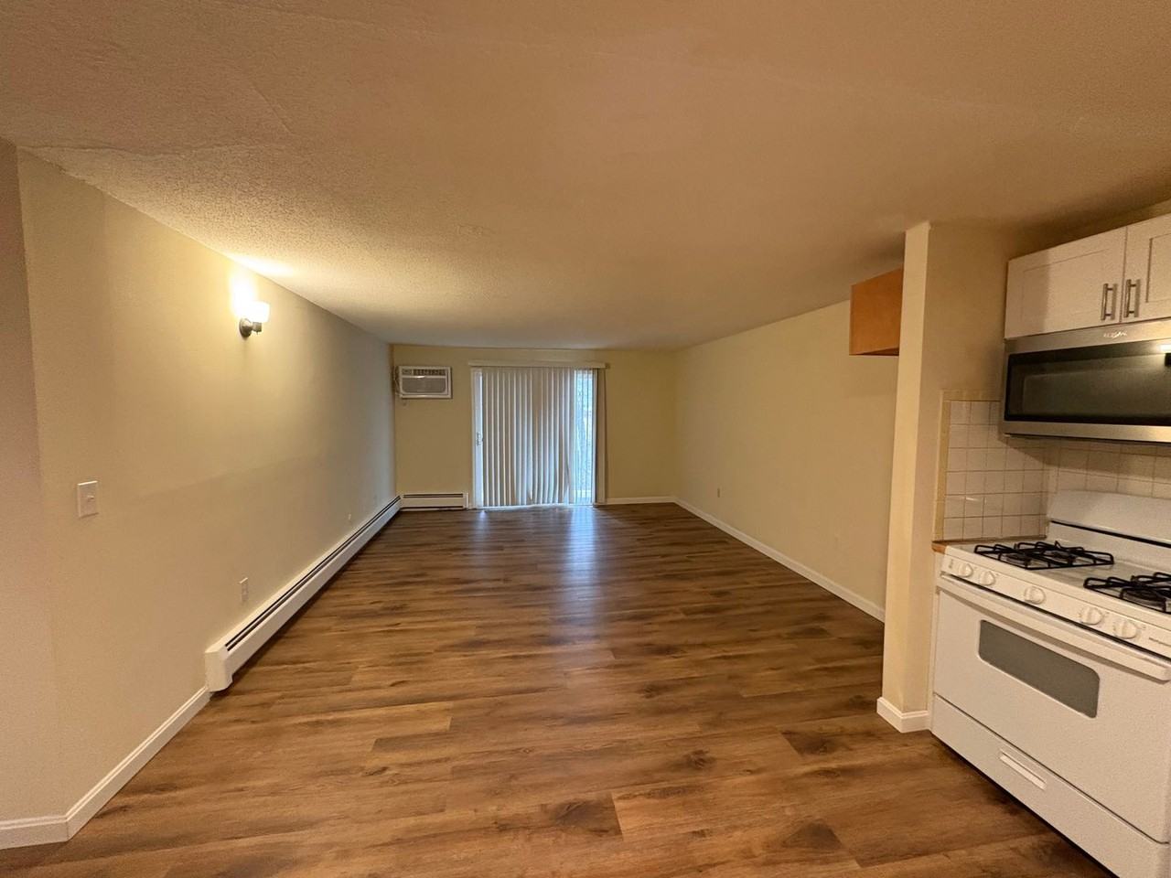 81 Fisherville Road - Photo 6 of 14