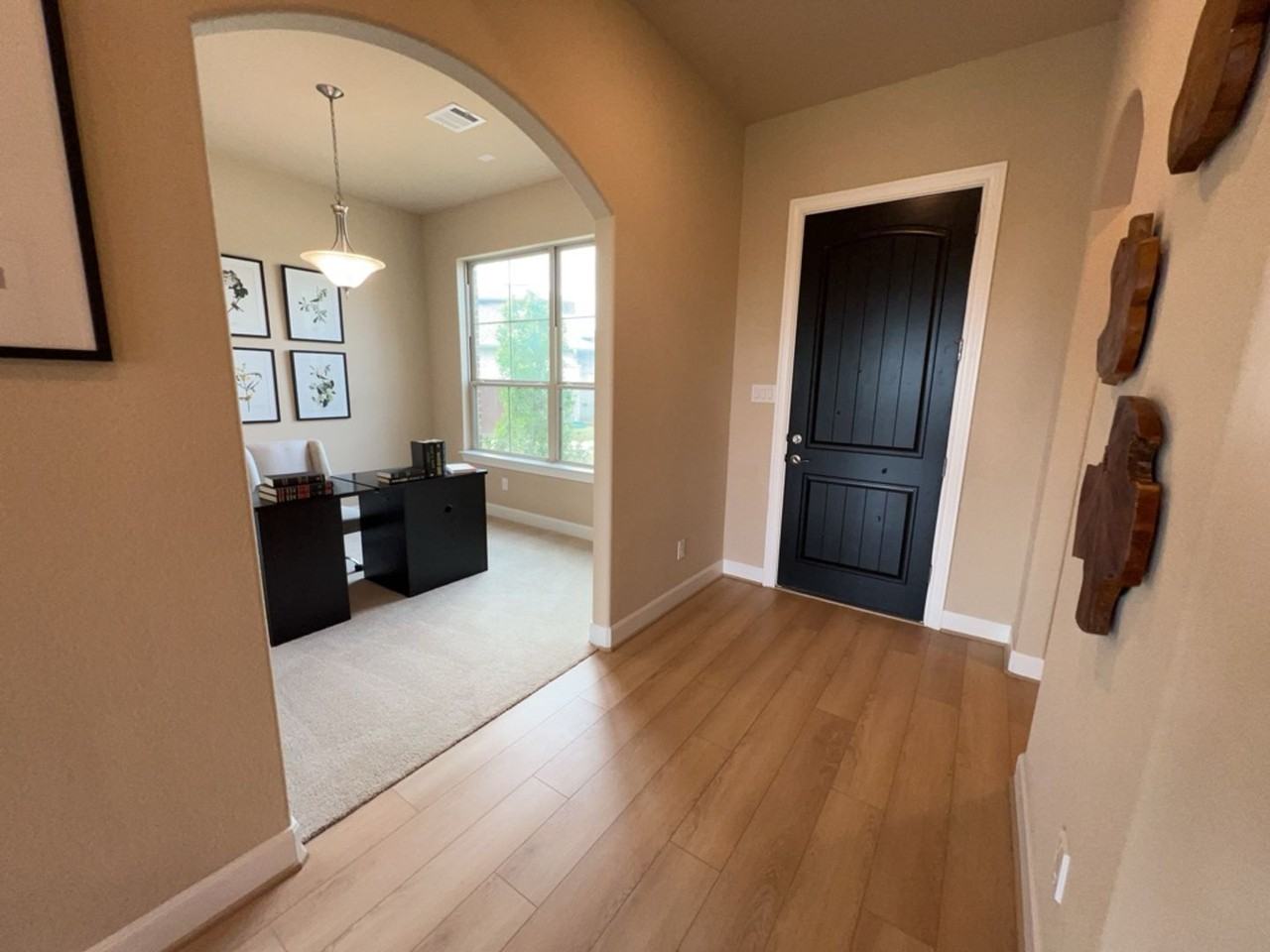 5602 Caracara St - Photo 3 of 27