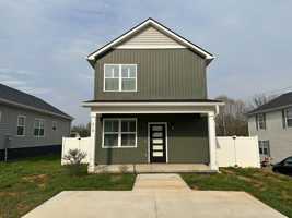 featured image of 210 7th St