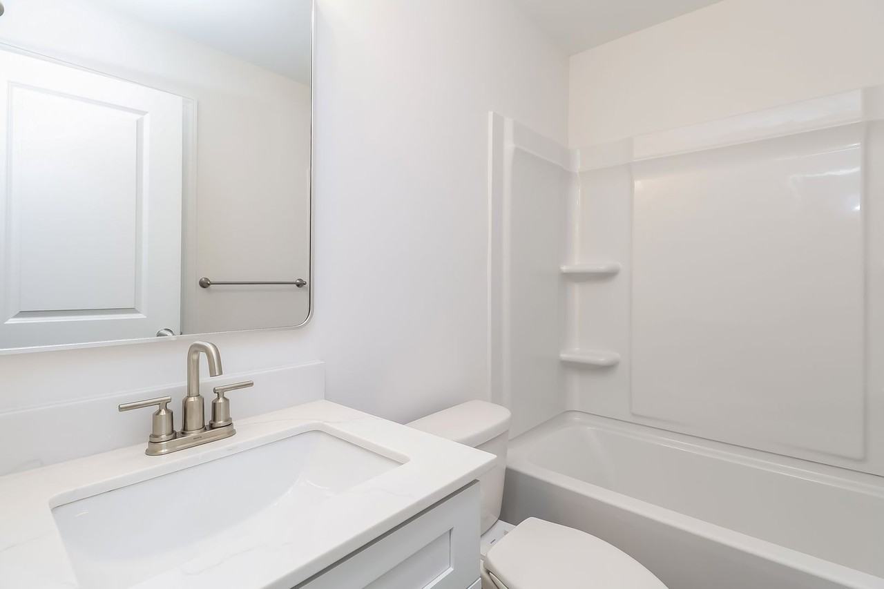 534 Beatties Ford Rd - Photo 6 of 15