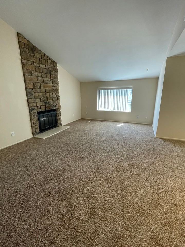 8466 Everett Way #E - Photo 3 of 18