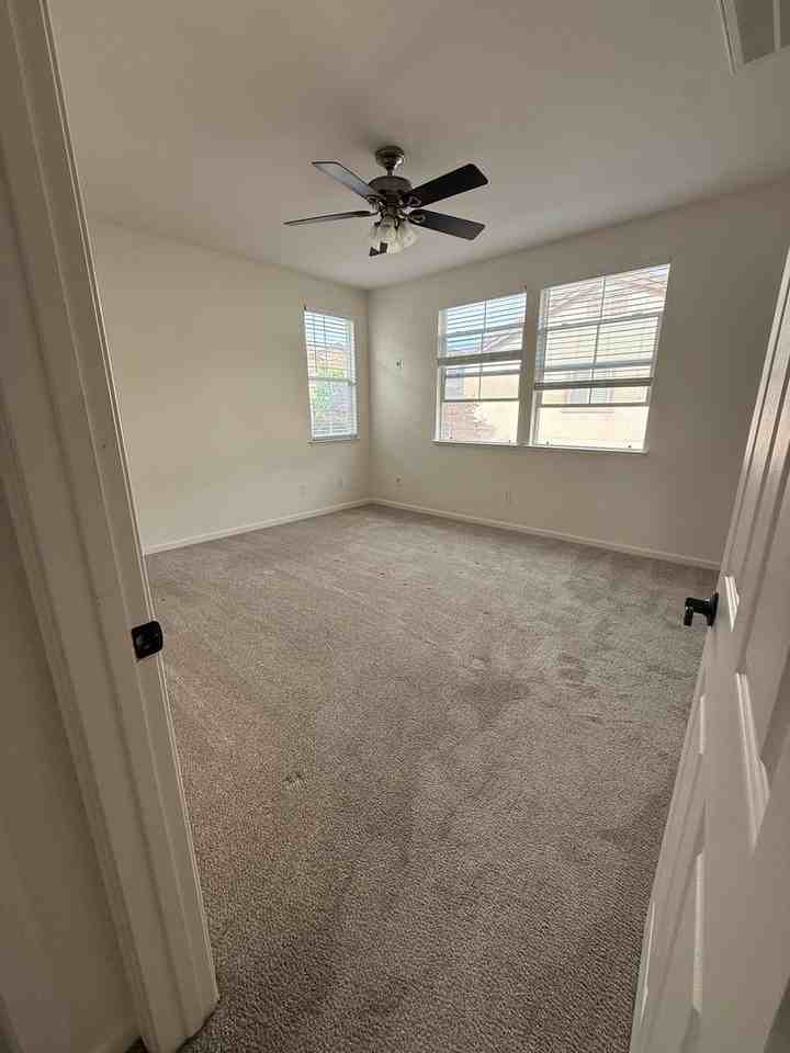 651 Jade Way - Photo 3 of 18