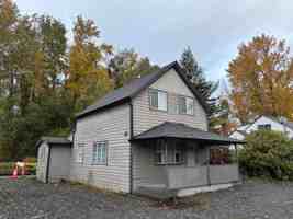 featured image of 10422 A St S