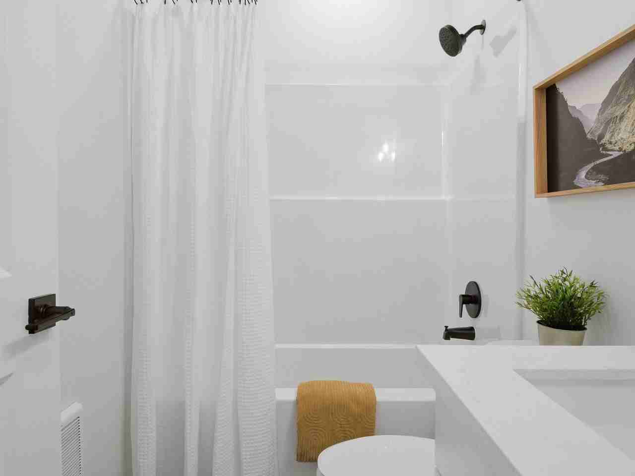 Seventeen - Photo 2 of 21