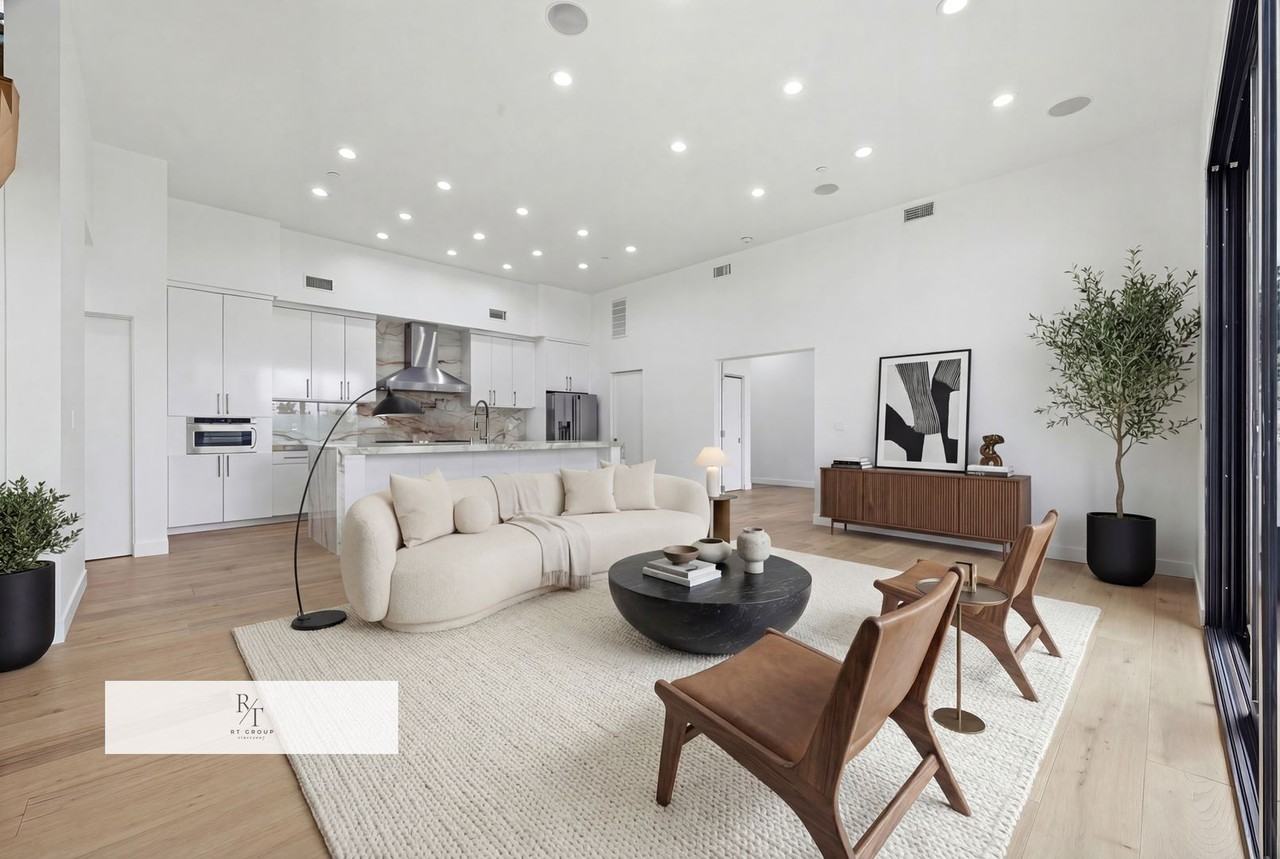 6565 Pickwick St - Photo 3 of 50