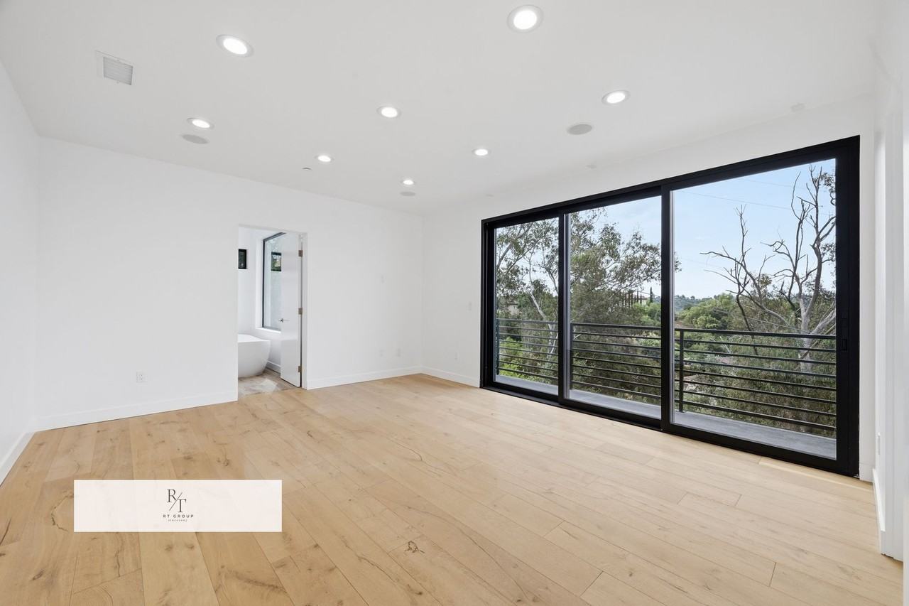 6565 Pickwick St - Photo 7 of 50