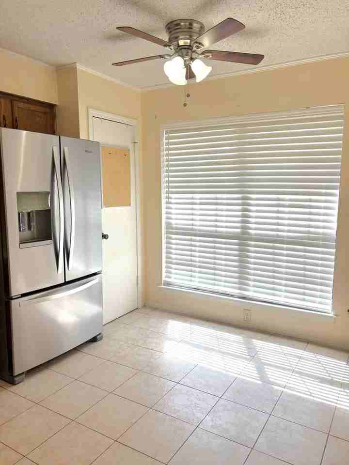 5900 Grelot Rd #101 - Photo 5 of 26