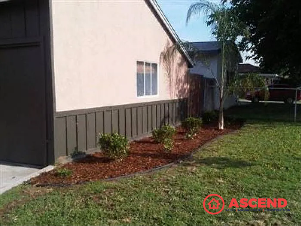 513 Prosser Ave - Photo 2 of 5