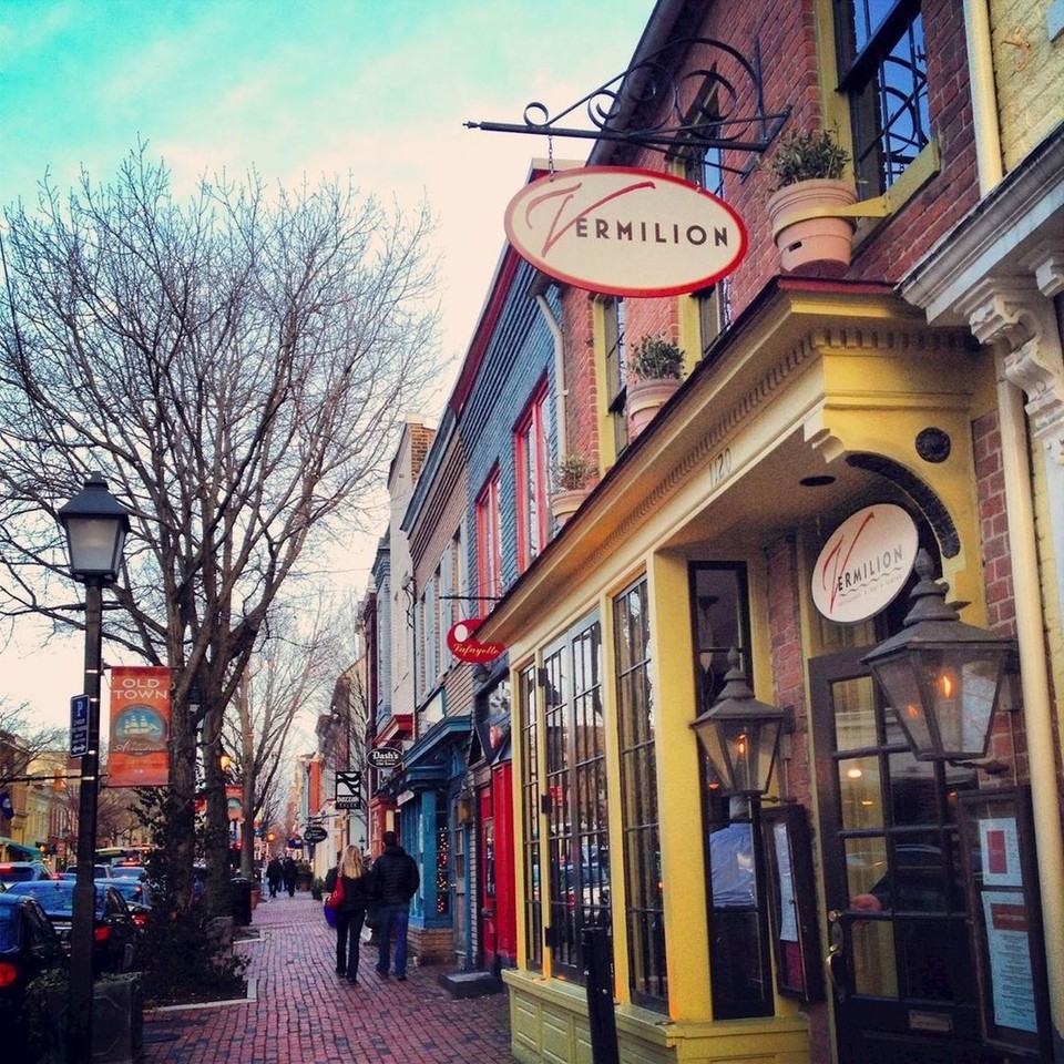 2301 Farrington Ave - Photo 3 of 26