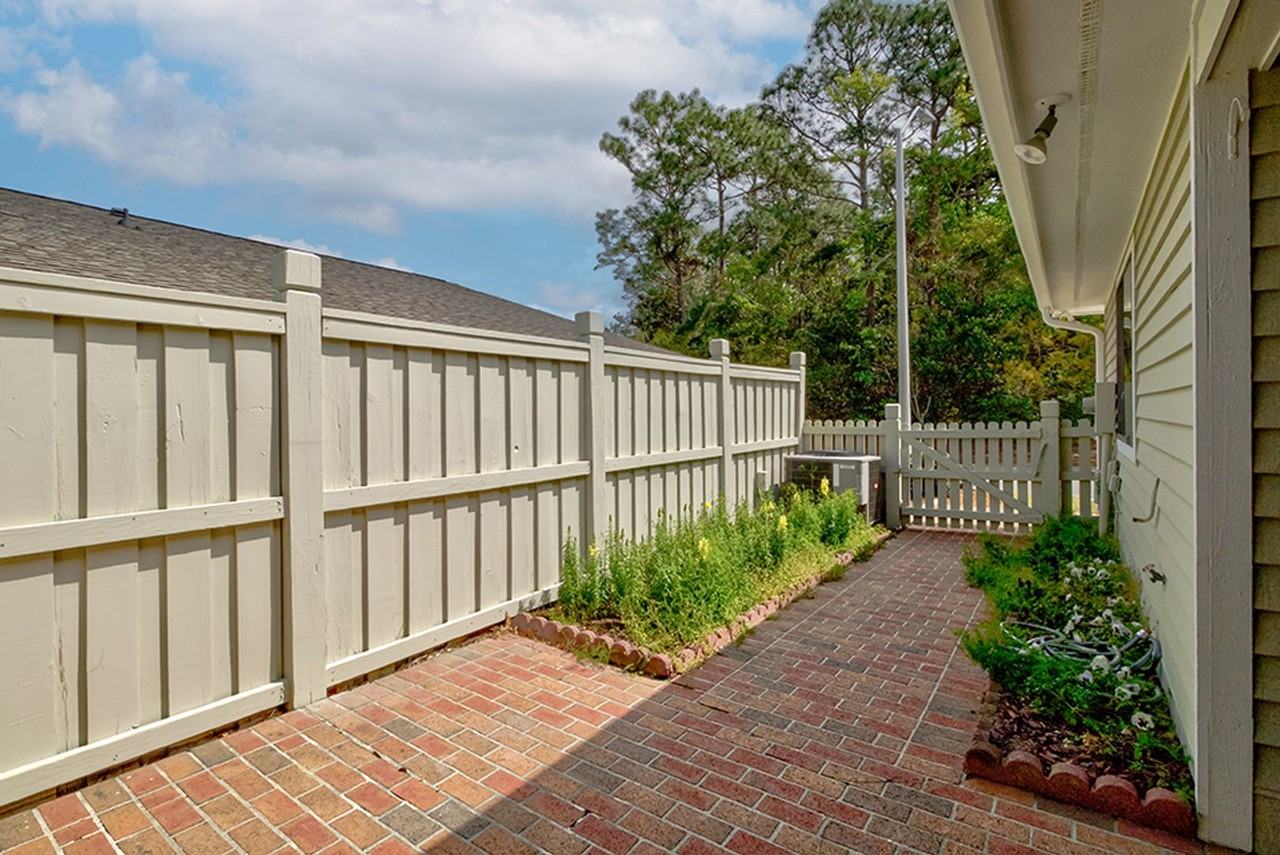 6128 Inland Greens Dr - Photo 2 of 20