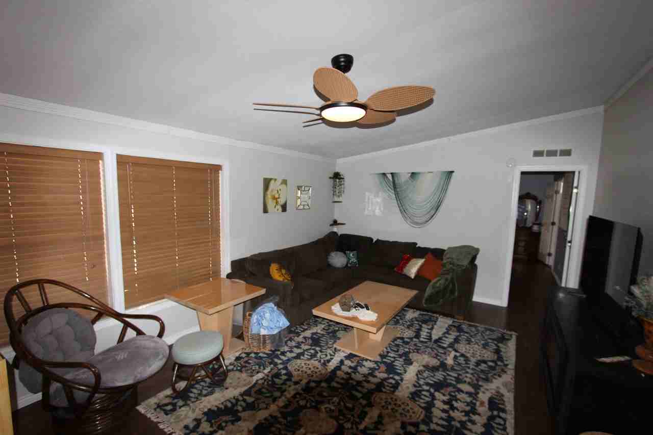 2075 W Alaska Ave - Photo 4 of 22