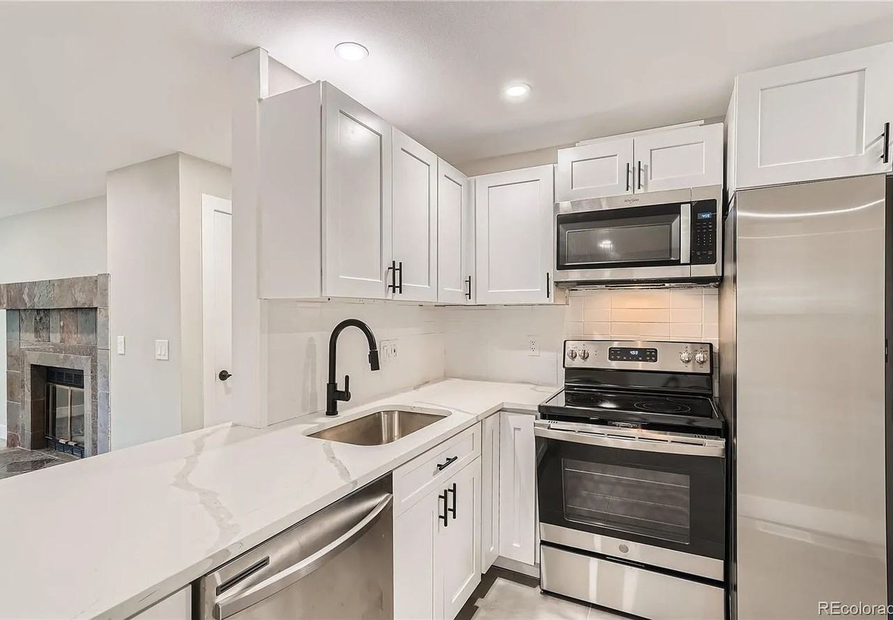 7899 Allison Way - Photo 4 of 13