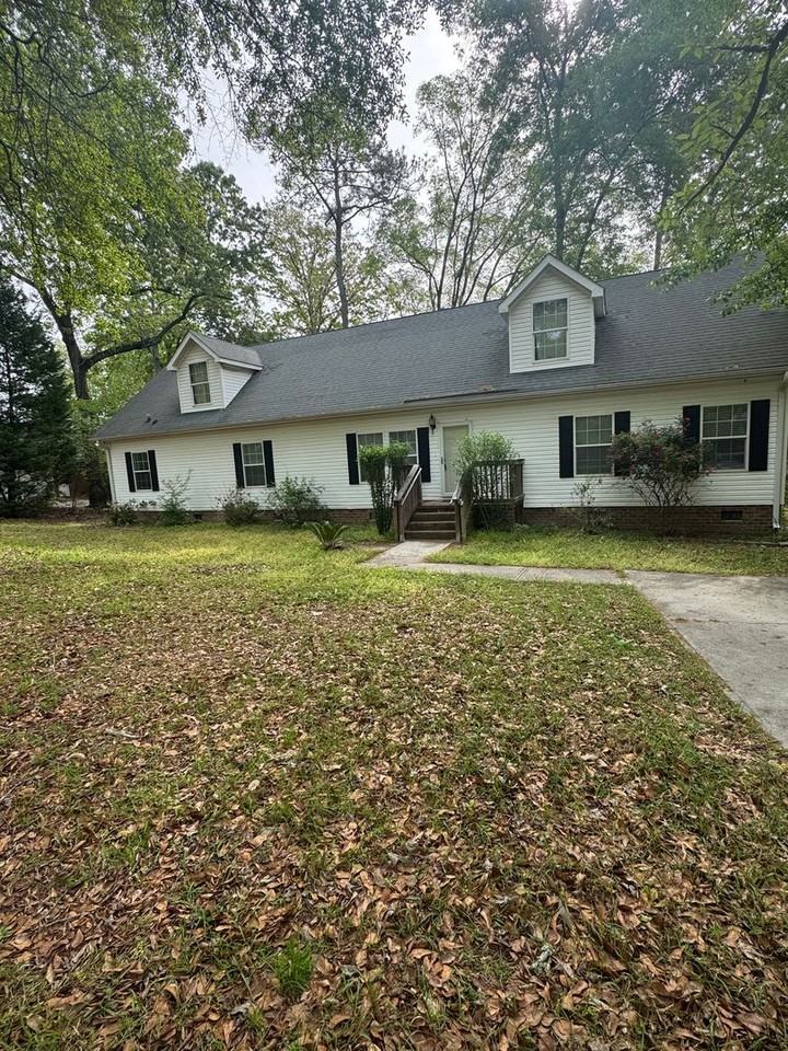 121 Summerfield Dr - Photo 2 of 23