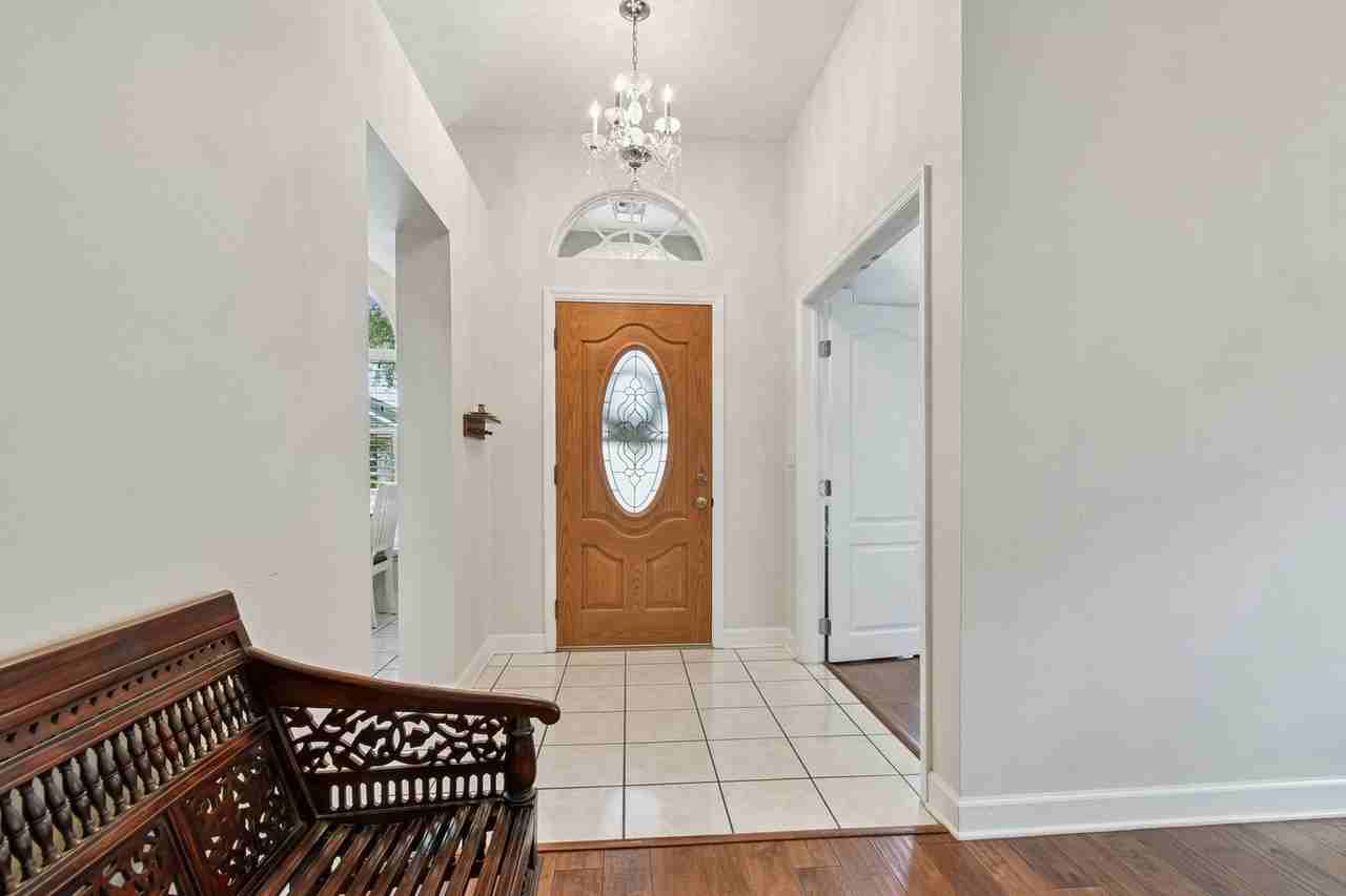 627 Tuscanny St - Photo 4 of 45