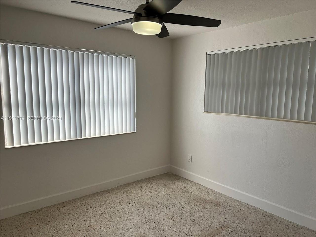 4725 Nw 4th St Frnt - Photo 7 of 12