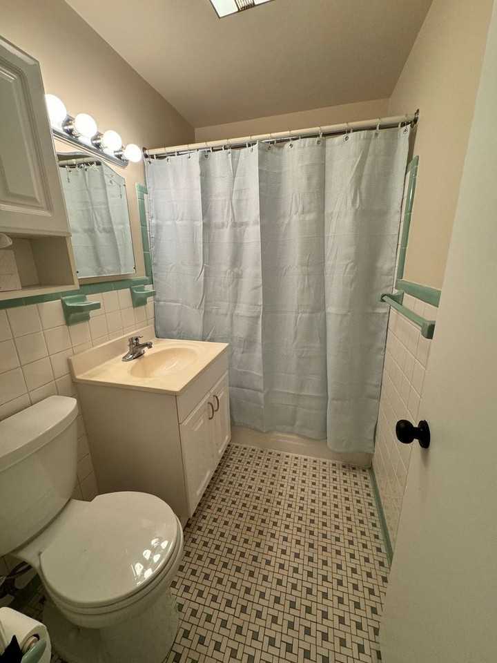 5323 N Carlin Springs Rd - Photo 6 of 11