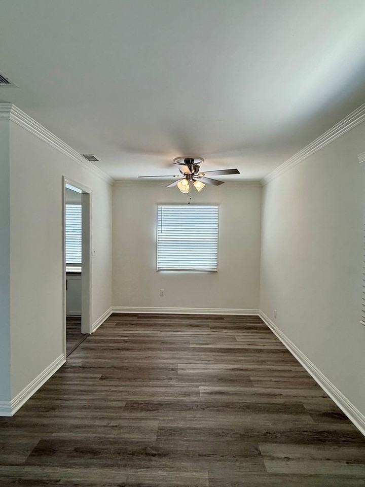 164 Orchard Ln - Photo 3 of 14