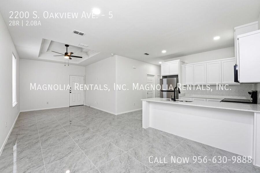 2200 S Oakview Ave #5 - Photo 5 of 14