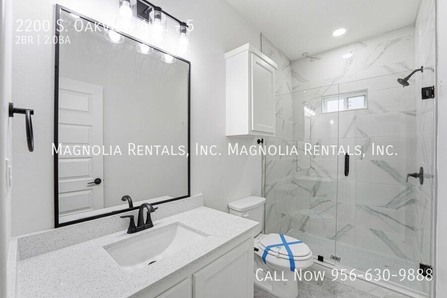 2200 S Oakview Ave #5 - Photo 6 of 14