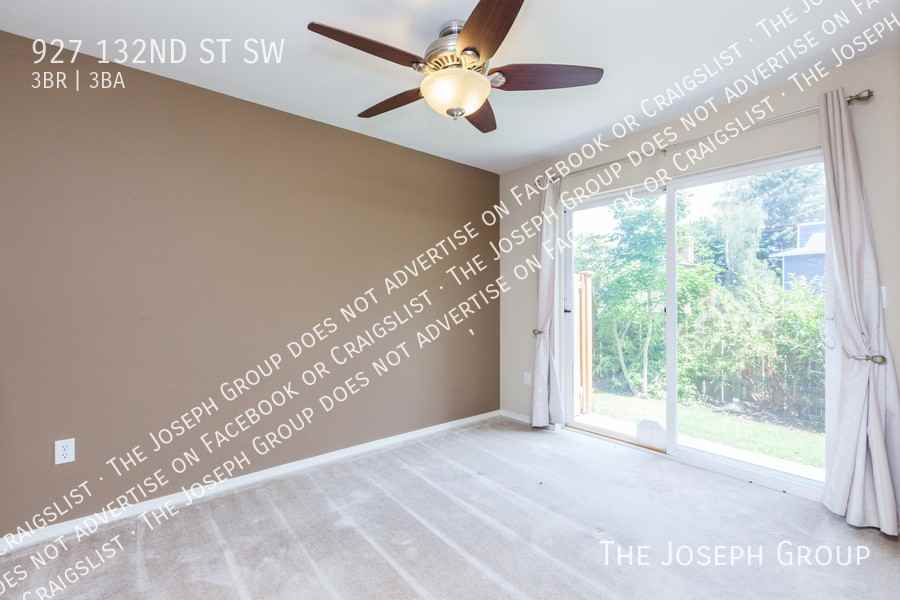 927 132nd St Sw #B3 - Photo 5 of 26