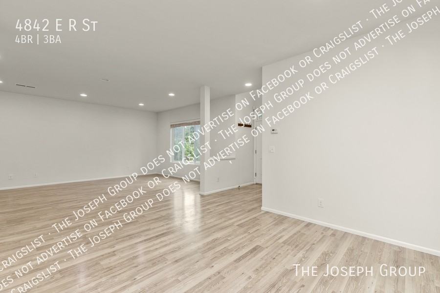 4842 E R St - Photo 7 of 41