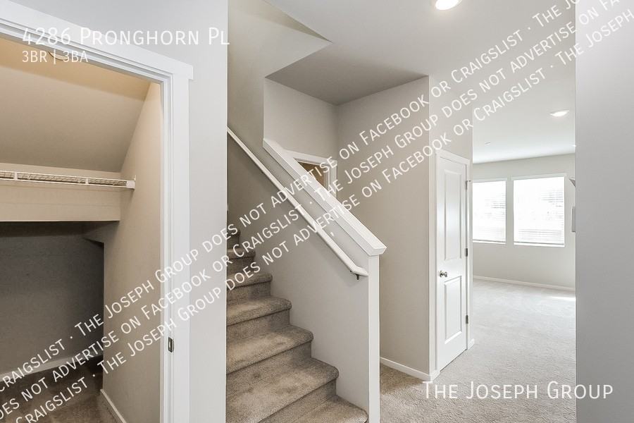 4286 Pronghorn Pl - Photo 2 of 32