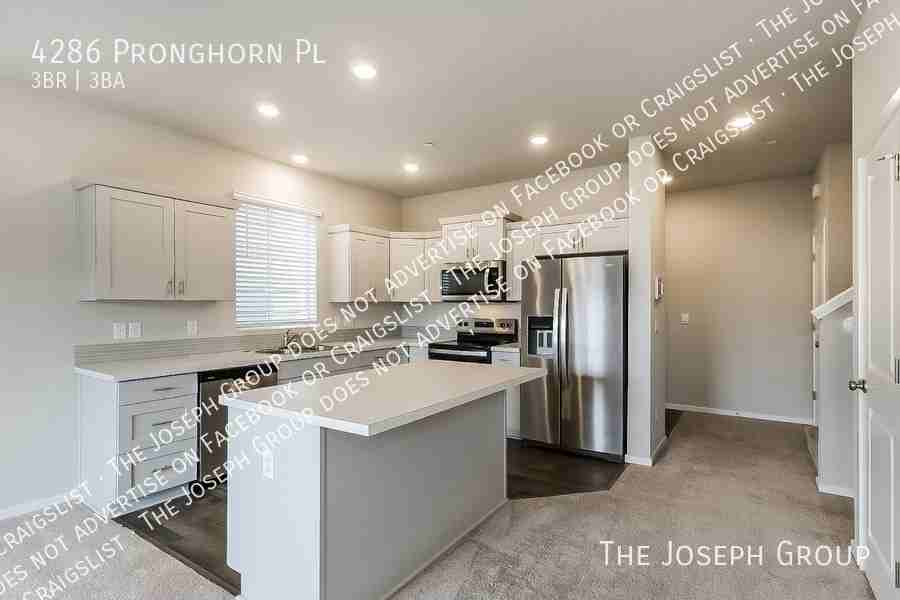 4286 Pronghorn Pl - Photo 5 of 32