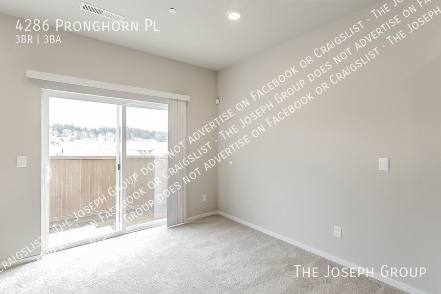 4286 Pronghorn Pl - Photo 7 of 32