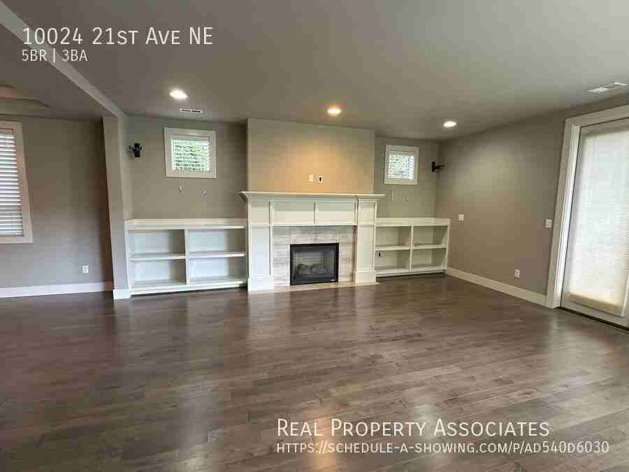 10024 21st Ave Ne - Photo 3 of 36